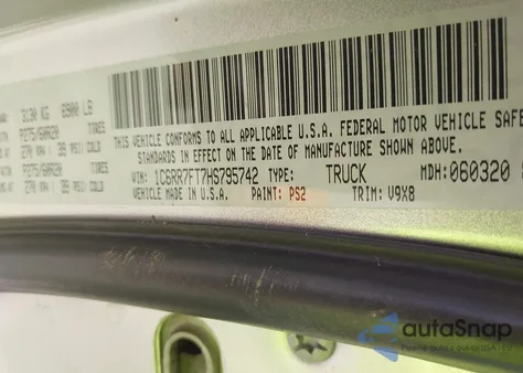 2017 Ram 1500 Express 4X4 6'4 Box из США, поврежденный, VIN 1C6RR7FT7HS795742